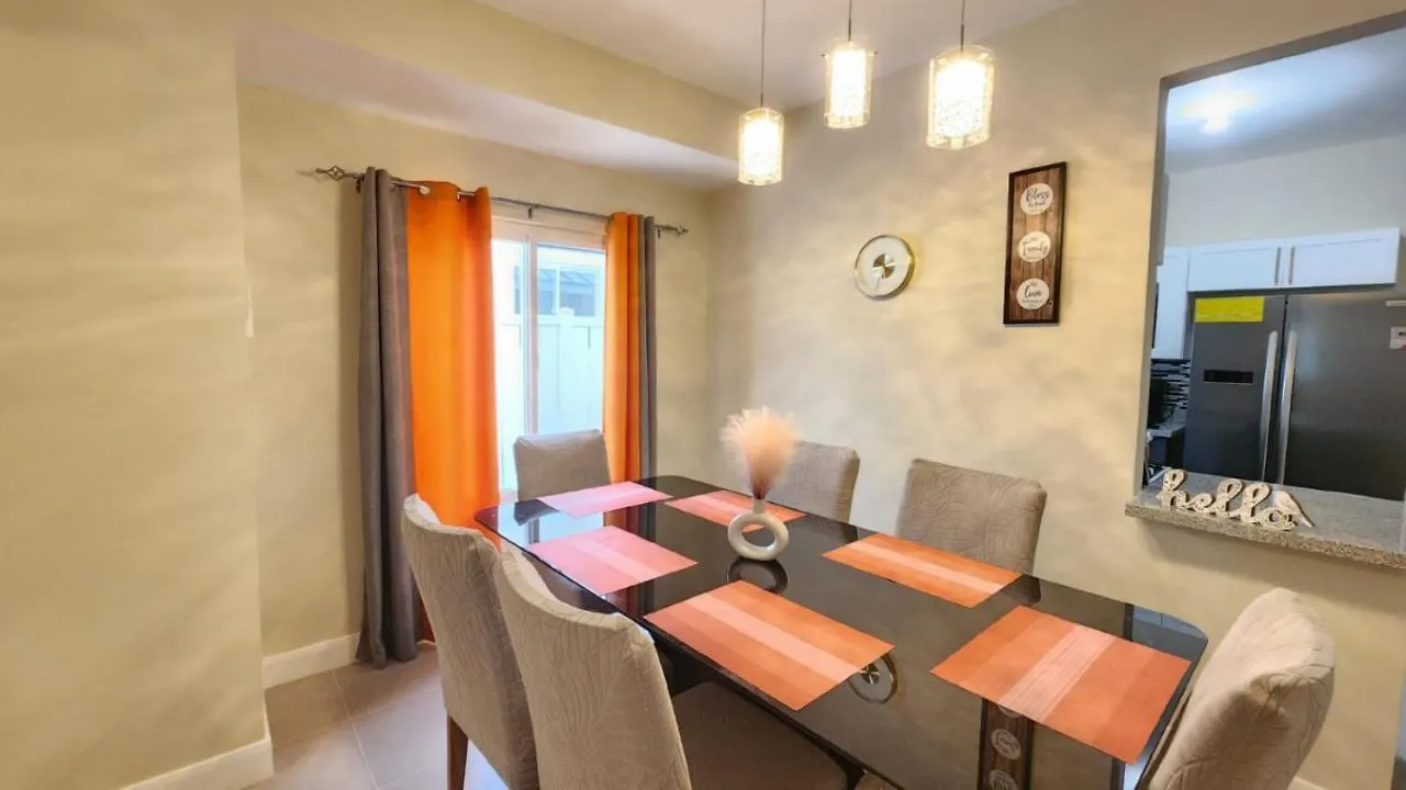 Holiday home Oceanaire Crest @ Oceanpointe Villa Lucea